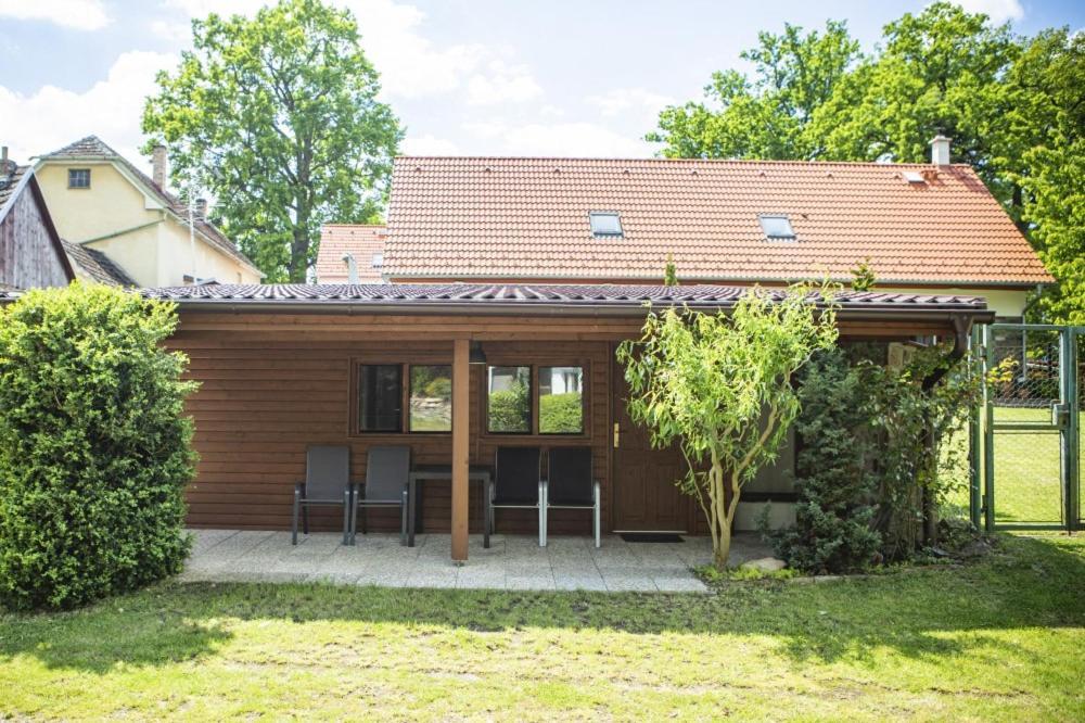 Ubytovani Na Hrazi Stankov  Exterior foto
